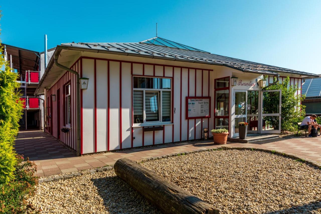 Familienhotel Reiterhof Runding Kültér fotó